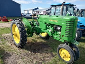 Main image John Deere MT
