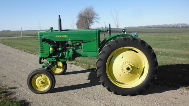 Image of John Deere MT equipment image 3