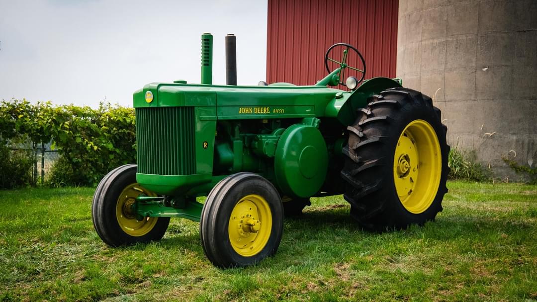 Image of John Deere R Primary image