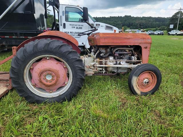 Image of Massey Ferguson TO30 equipment image 4