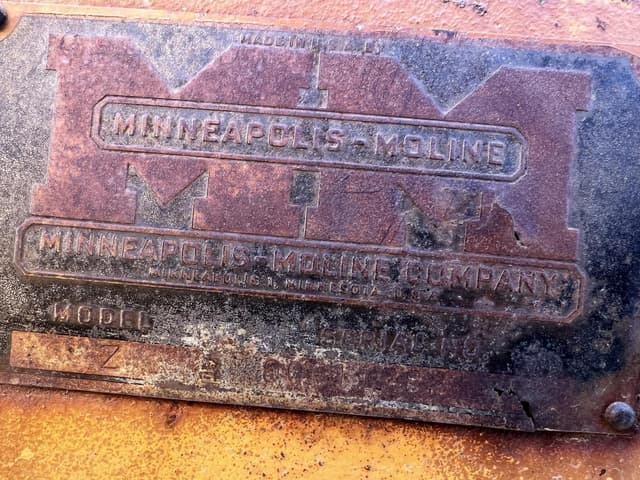 Image of Minneapolis-Moline Z equipment image 4