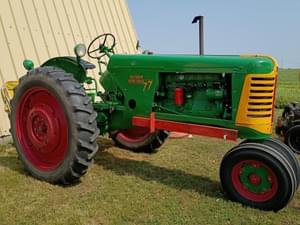 1952 Oliver 77 Image