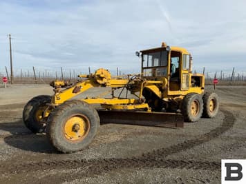 Main image Caterpillar 12