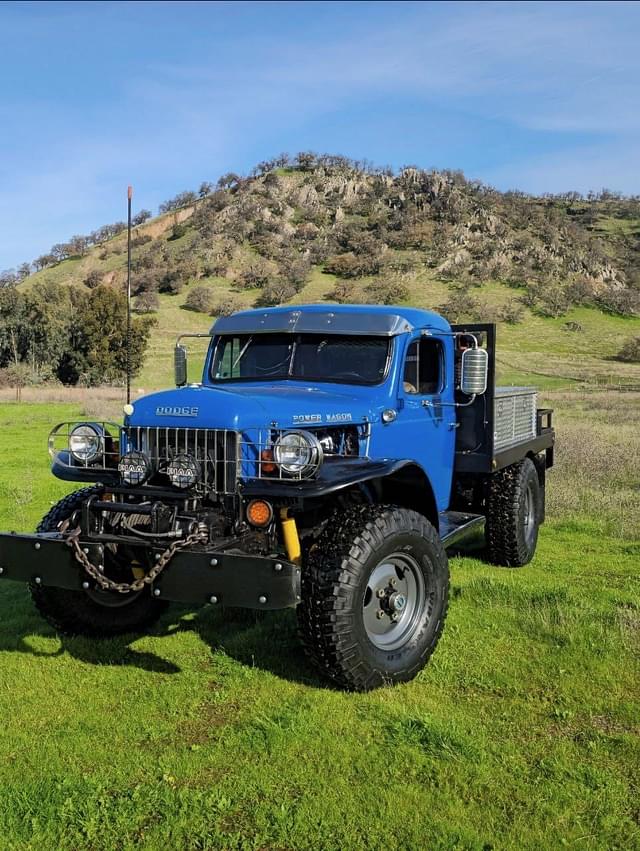 Image of Dodge Power Wagon equipment image 1