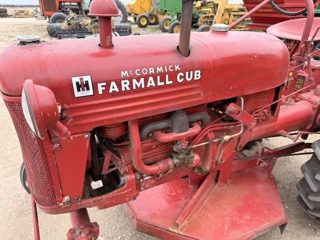 Image of Farmall FC equipment image 2