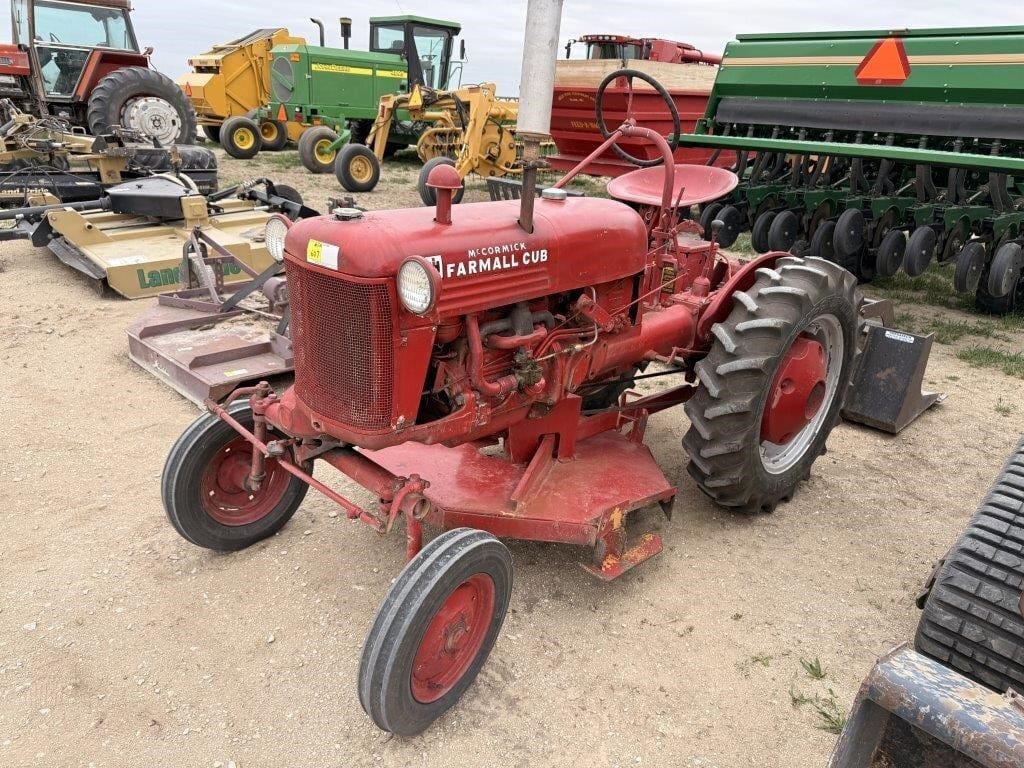 1953 Farmall FC Equipment Image0