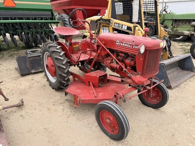 Image of Farmall FC equipment image 1