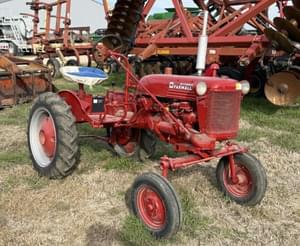 1953 Farmall Cub Image