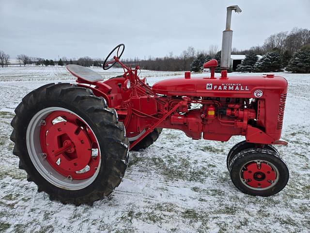 Image of Farmall Super C equipment image 2