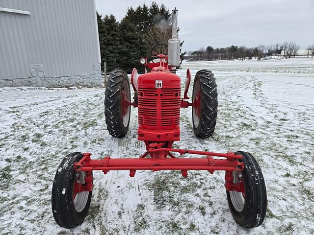 Image of Farmall Super H equipment image 4