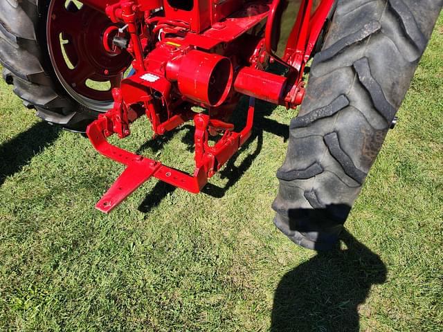 Image of Farmall Super C equipment image 4