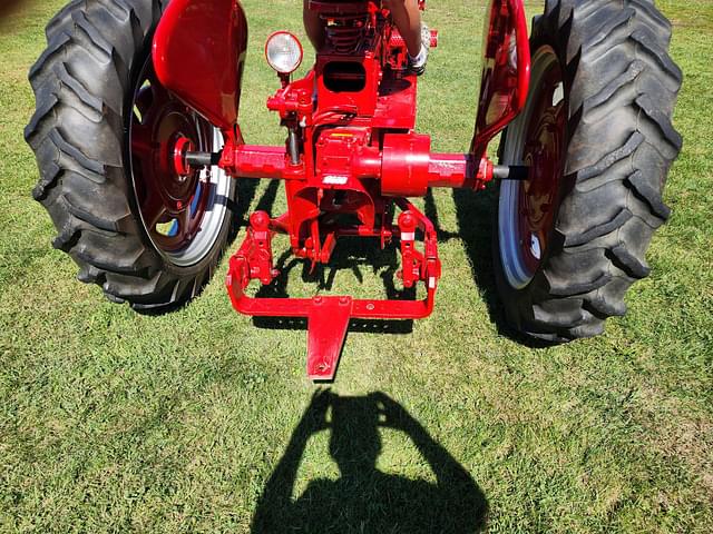 Image of Farmall Super C equipment image 3