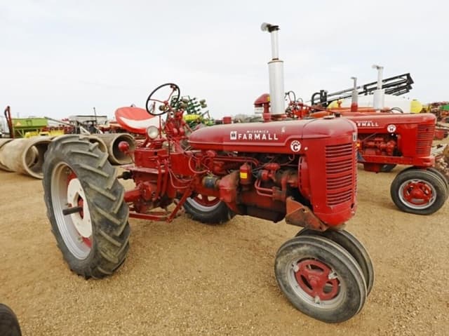 Image of Farmall Super C equipment image 1