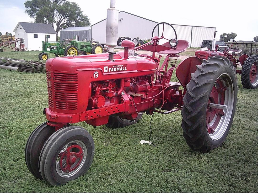 Image of Farmall Super H Primary image