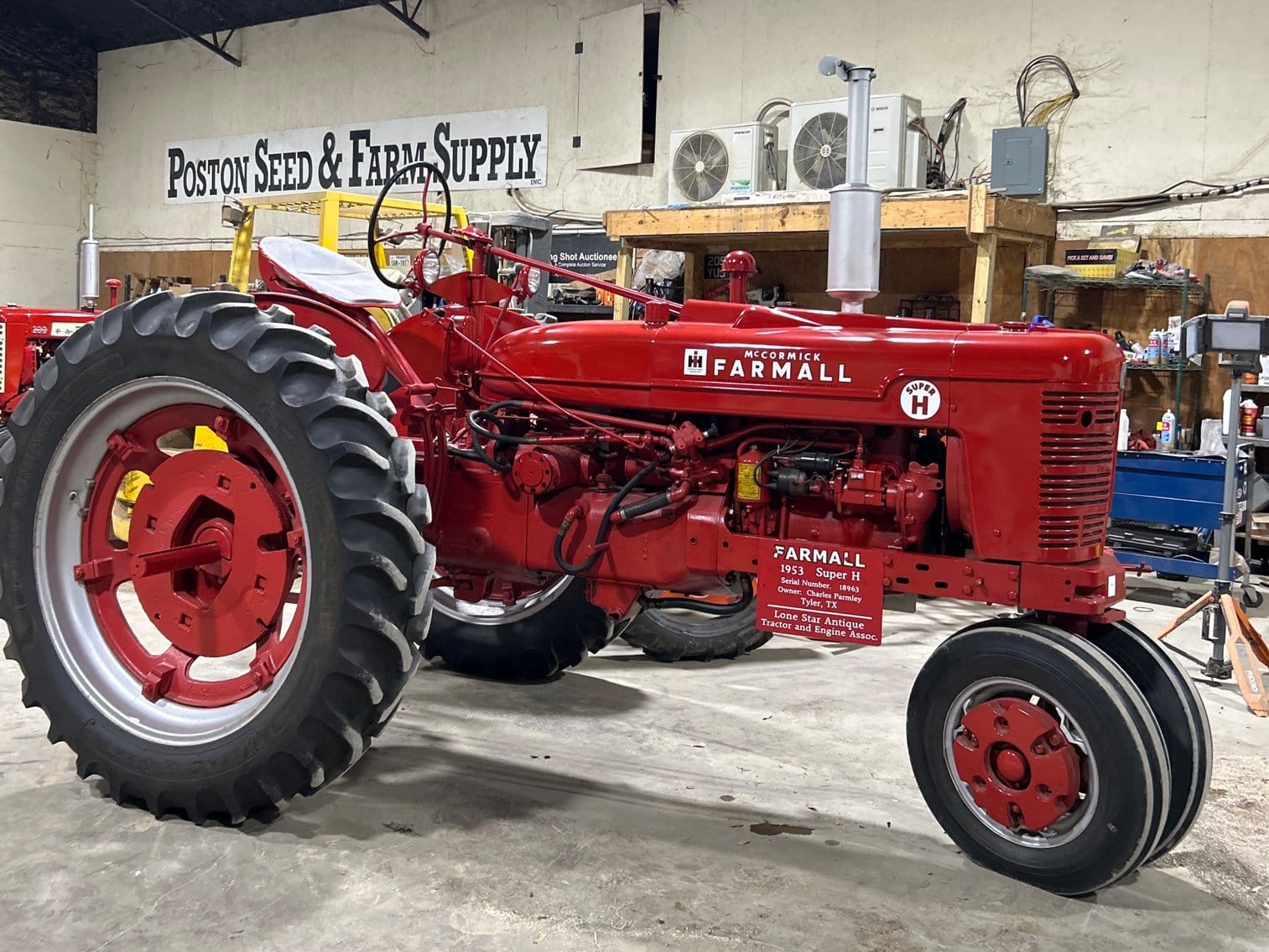 1953 Farmall Super H Equipment Image0
