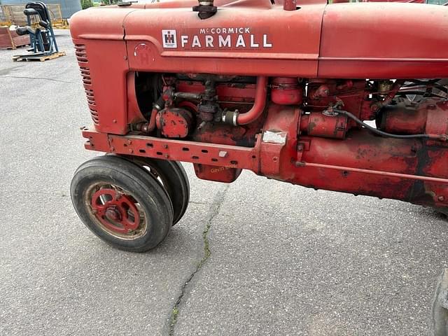 Image of Farmall Super H equipment image 4