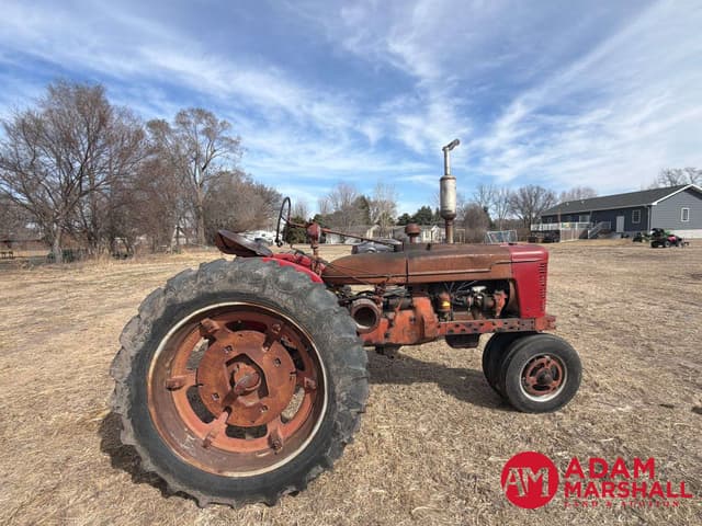 Image of Farmall Super H equipment image 3