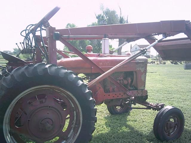Image of Farmall Super M equipment image 4