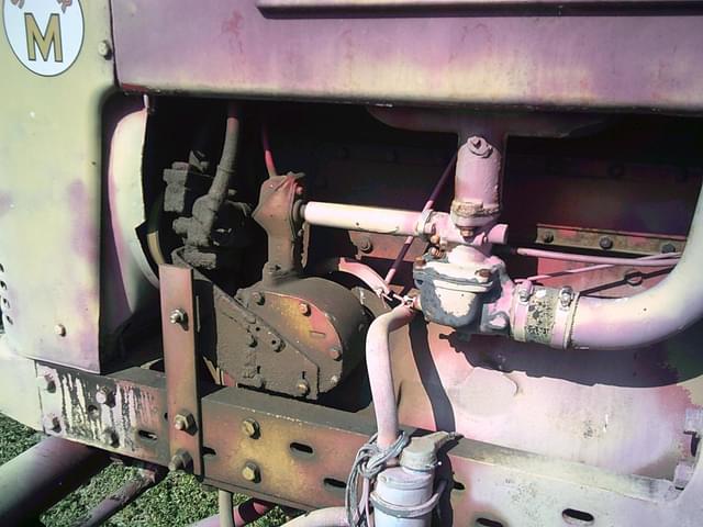 Image of Farmall Super M equipment image 2