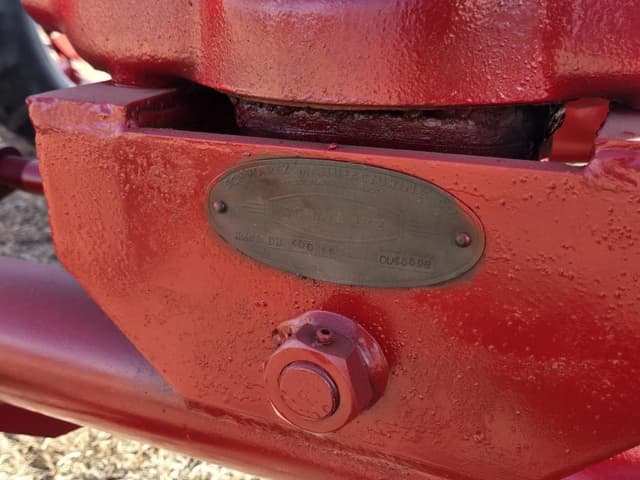 Image of Farmall Super M equipment image 2