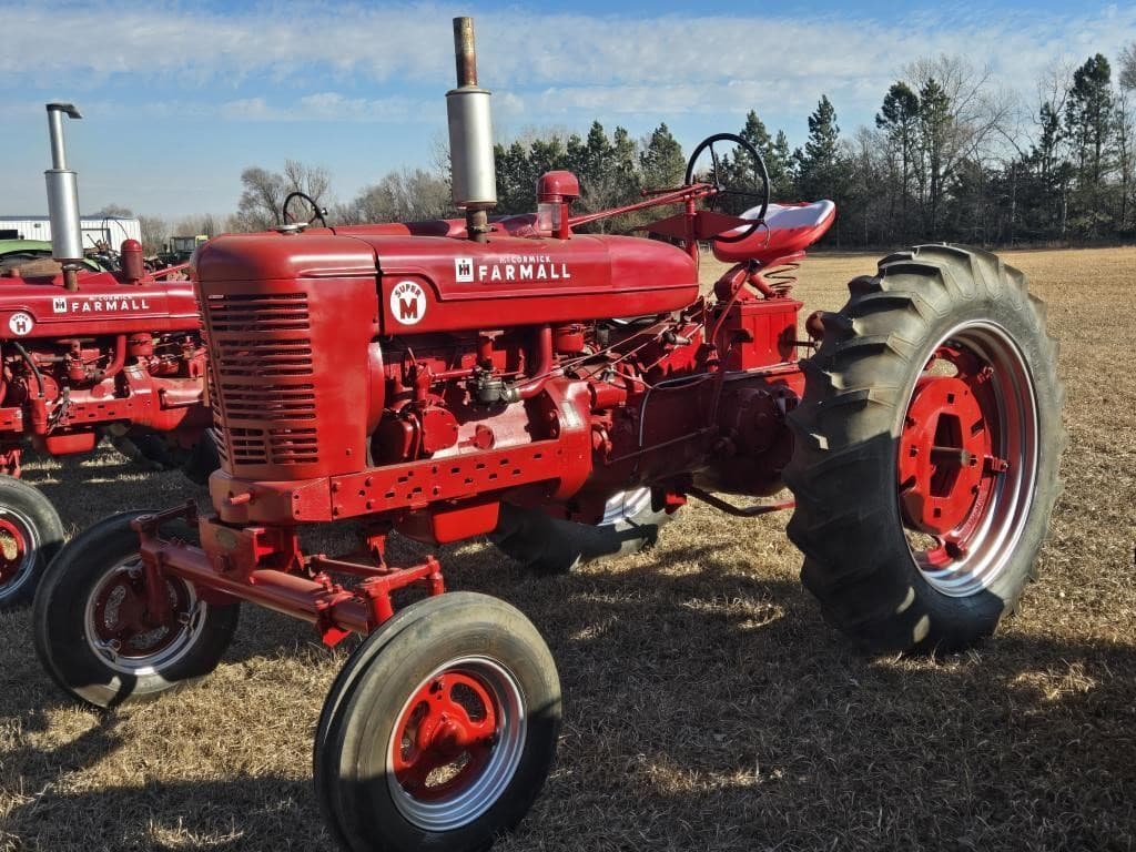 Image of Farmall Super M Primary image