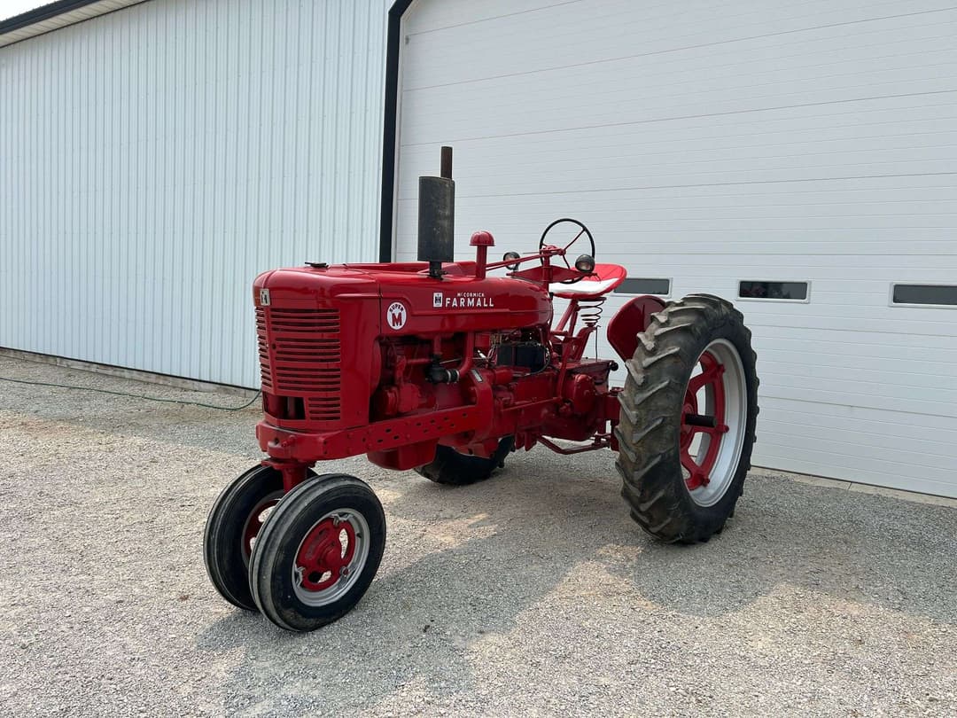 Image of Farmall Super M Primary image