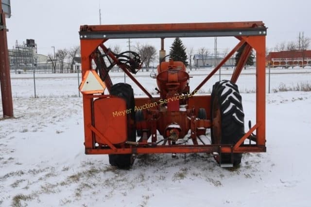Image of Farmall Super M equipment image 2