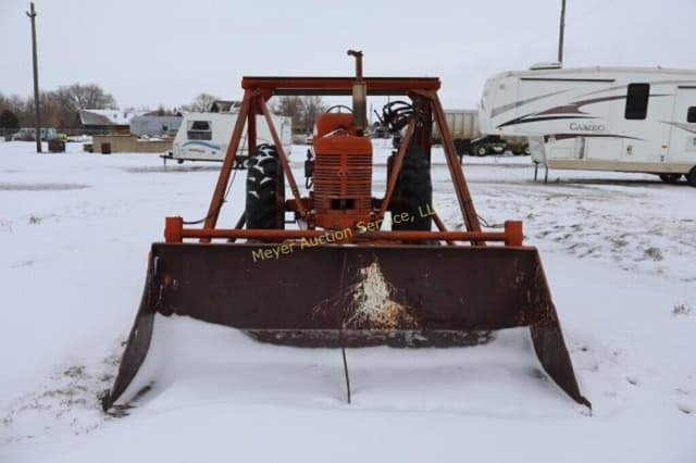 Image of Farmall Super M equipment image 4
