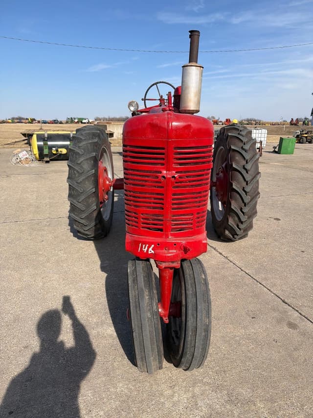 Image of Farmall Super M equipment image 1