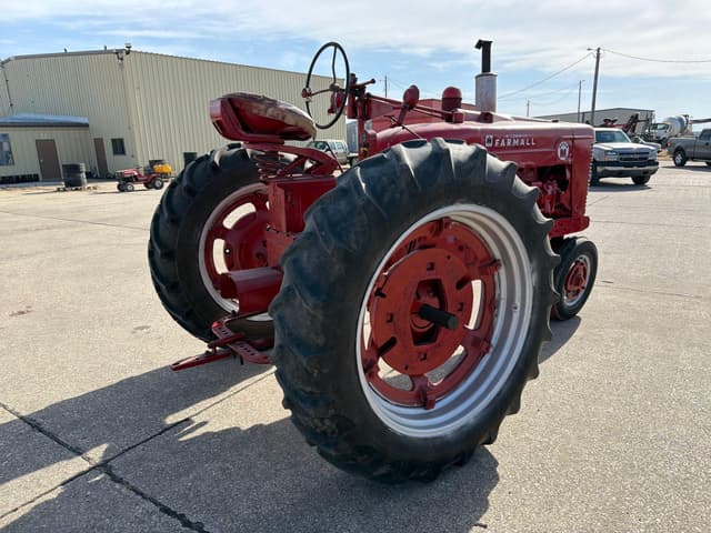 Image of Farmall Super M equipment image 3