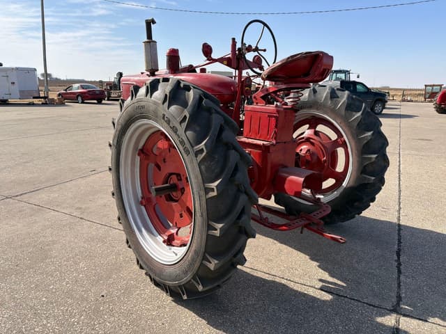 Image of Farmall Super M equipment image 4