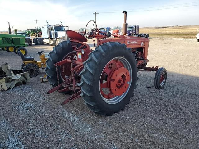 Image of Farmall Super M equipment image 2