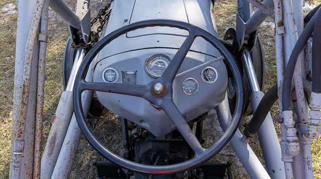 Image of Ferguson TO-35 equipment image 4