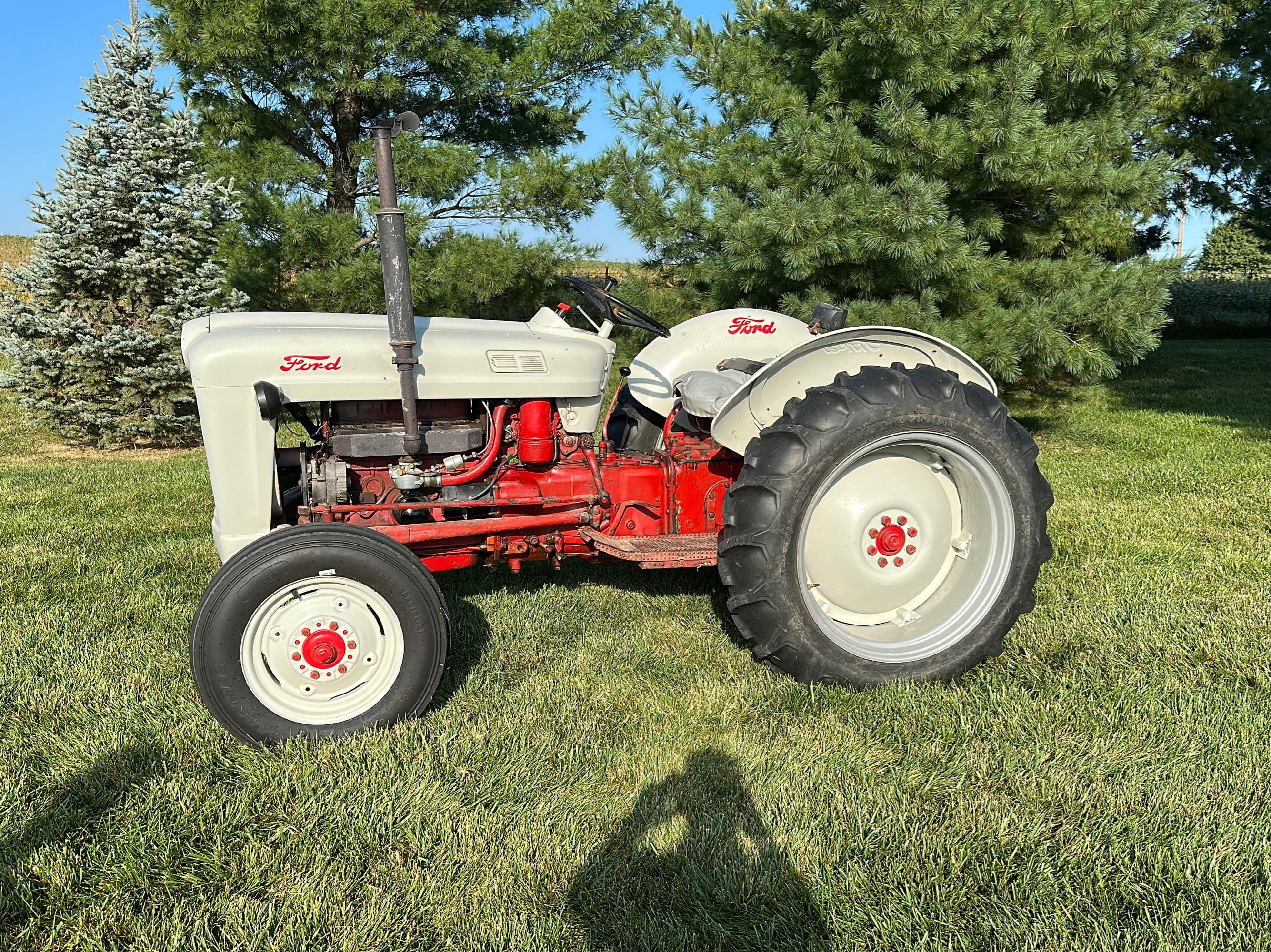 Main image Ford Golden Jubilee NAA