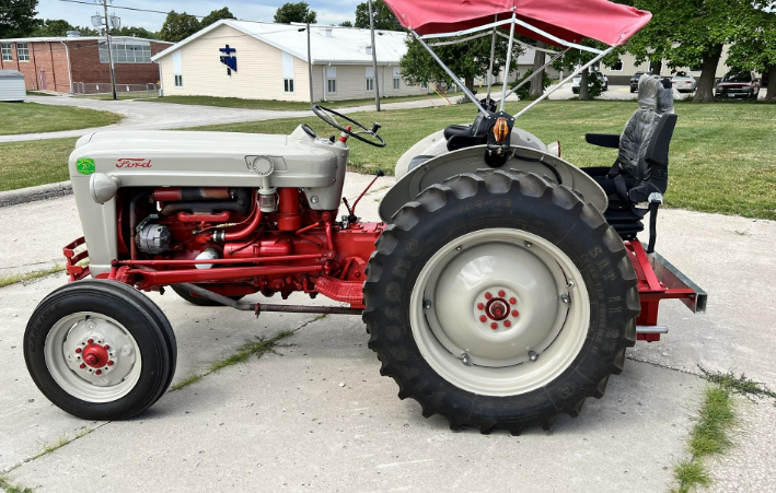 Main image Ford Golden Jubilee NAA