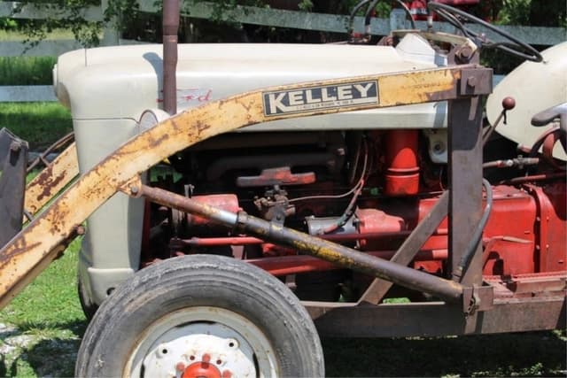 Image of Ford Golden Jubilee equipment image 2