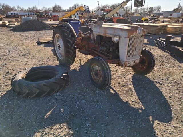 Image of Ford NAA equipment image 3