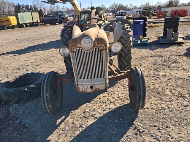 Image of Ford NAA equipment image 2