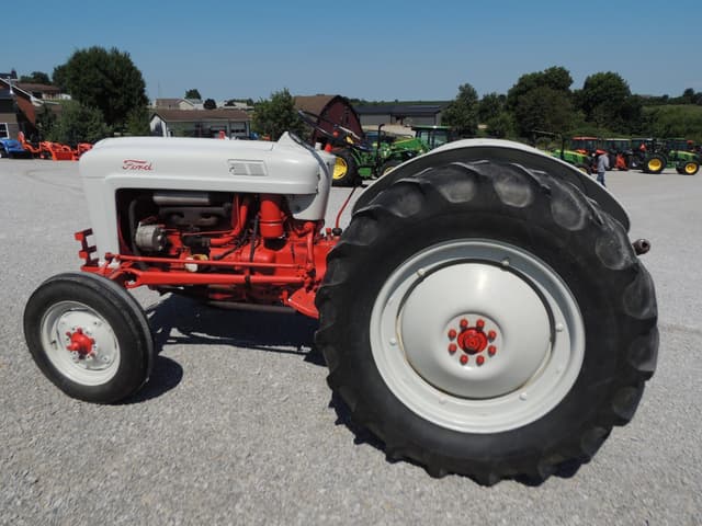 Image of Ford NAA equipment image 1