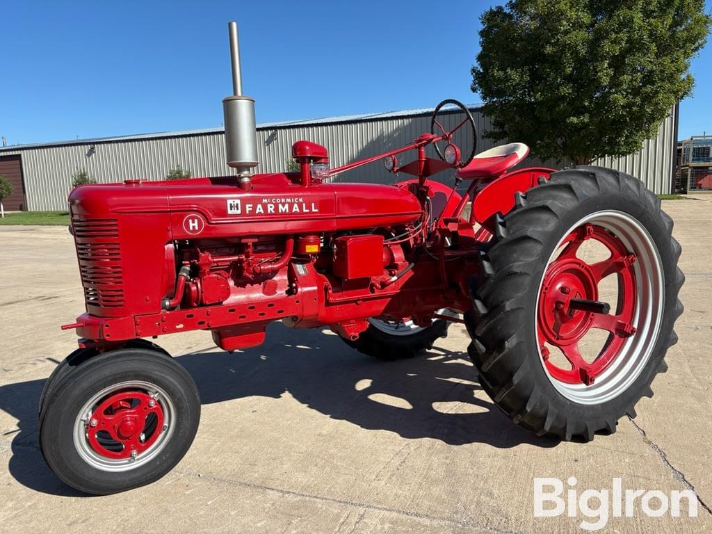 Image of Farmall H Primary image