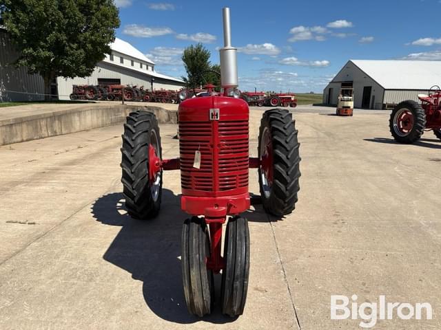 Image of Farmall Super M equipment image 1