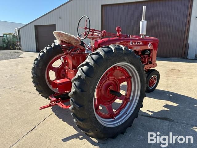 Image of Farmall Super MD equipment image 3