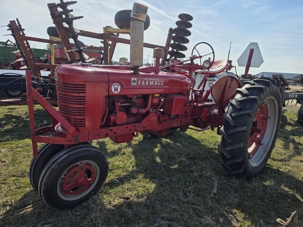 Image of Farmall Super M Primary image