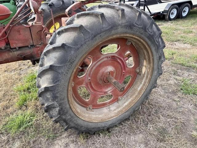 Image of Farmall Super C equipment image 4