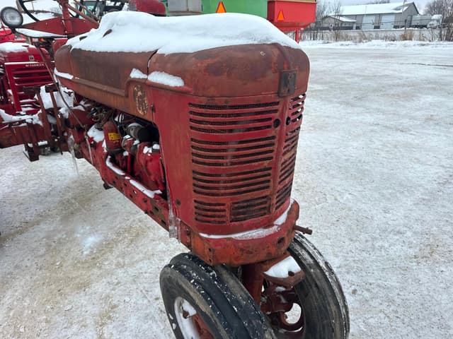 Image of Farmall Super H equipment image 2