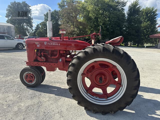 Image of Farmall Super M equipment image 4