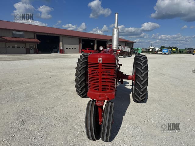 Image of Farmall Super M equipment image 2