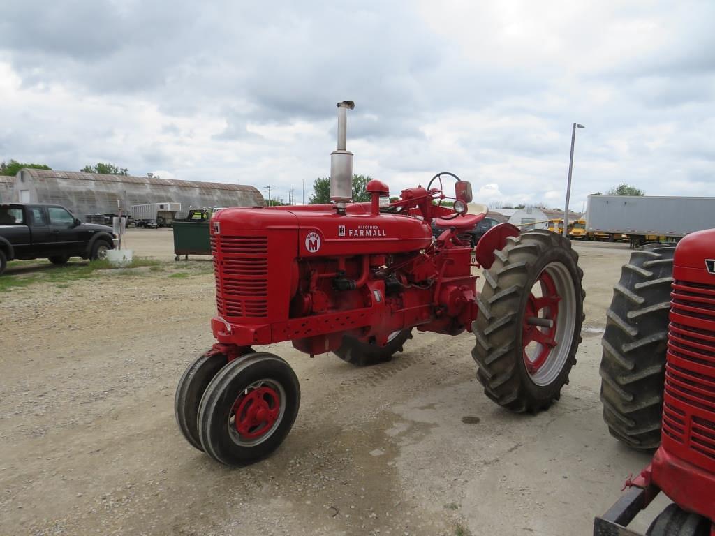 Image of Farmall Super M Primary image
