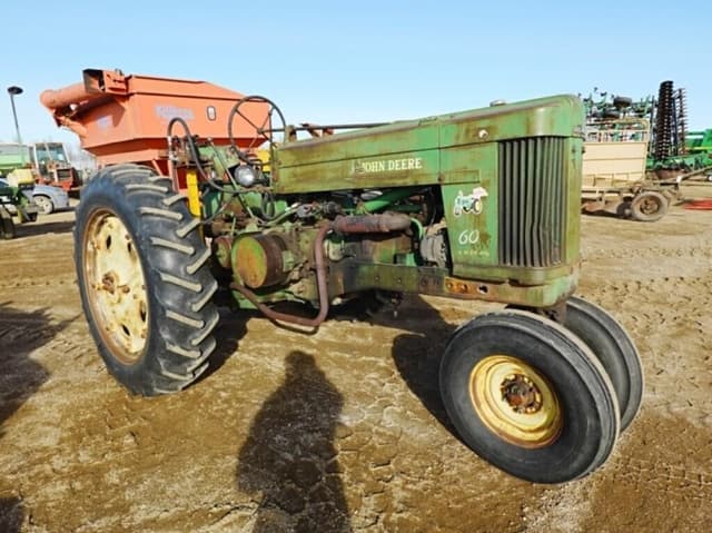 Image of John Deere 60 equipment image 1