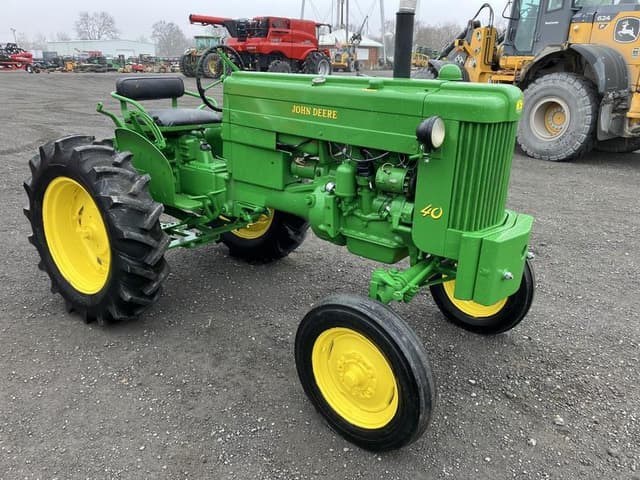 Image of John Deere 40 equipment image 1